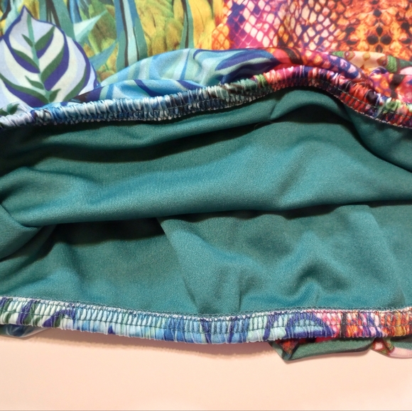 Multi Colored Snake Print Off Shoulder Crop Top SZ XL by Venus - Picture 5 of 11